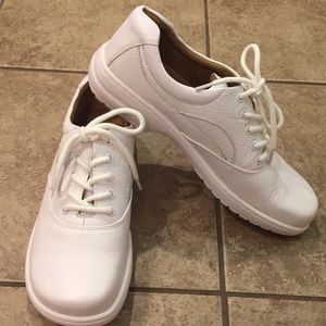 White Nurse Mates Pillowtop Shoes